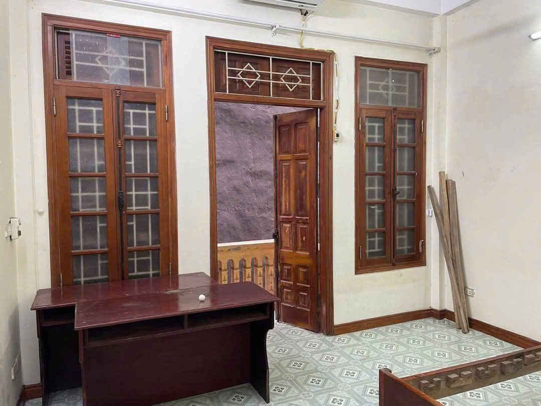 Cho thuê nhà nguyên căn ngõ 201 Trường Chinh, 45m2 x 3 tầng, 2ngủ, 2wc, 8 Triệu/tháng - Ảnh 1